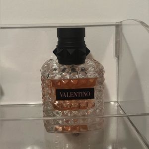 Valentino Donna born In roma 1 oz